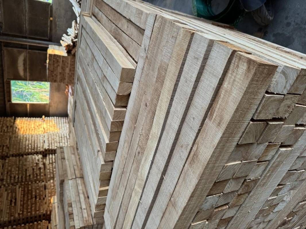 Wooden Timber for Construction, White Wood Sawn Timber